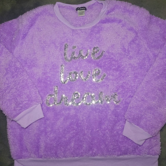 Large fuzzy lilac pajama set - Picture 1 of 4